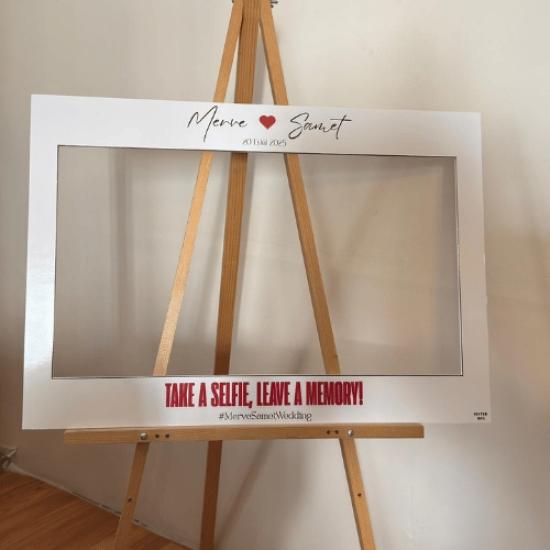 Kişiye Özel Fotoğraf Çerçevesi (Photo Booth)